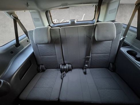 Used 2019 Chevrolet Suburban LS image 22