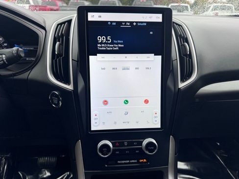 Used 2023 Ford Edge SEL w/ Convenience Package image 32