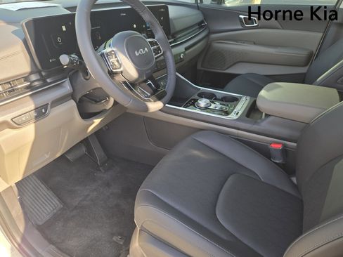 New 2026 Kia Carnival SX image 17