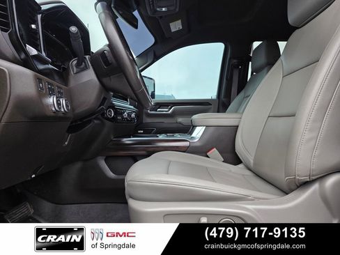 Used 2024 GMC Sierra 2500 SLT w/ SLT Convenience Package AWD/4WD image 9