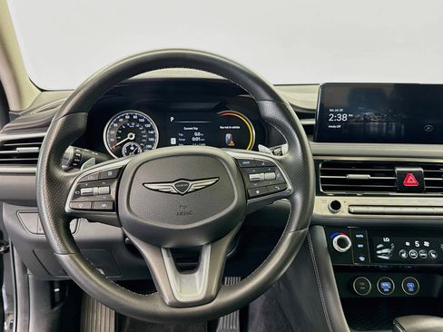 Used 2025 Genesis G70 2.5T RWD image 18