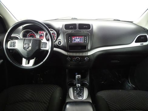 Used 2019 Dodge Journey SE w/ Connectivity Group image 28