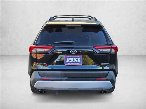 Used 2019 Toyota RAV4 Adventure image 7