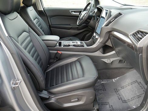 Used 2024 Ford Edge SEL w/ Convenience Package image 53