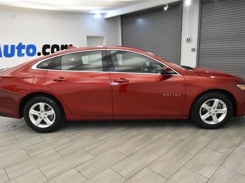 Used 2024 Chevrolet Malibu LT image 6