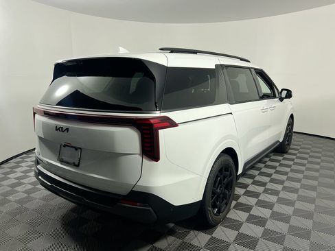 New 2027 Kia Carnival SX w/ Dark Edition Package FWD image 3