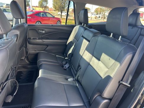 Used 2021 Honda Pilot Touring image 20