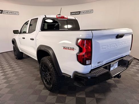 Used 2025 Chevrolet Colorado Trail Boss AWD/4WD image 4