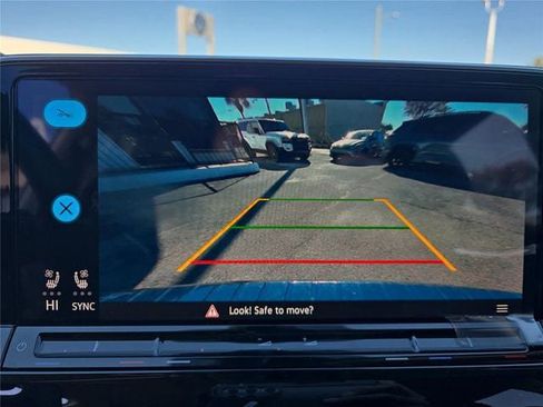 New 2026 Volkswagen Atlas SE image 18