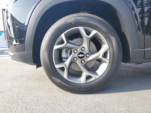New 2026 Chevrolet Trax LT image 6