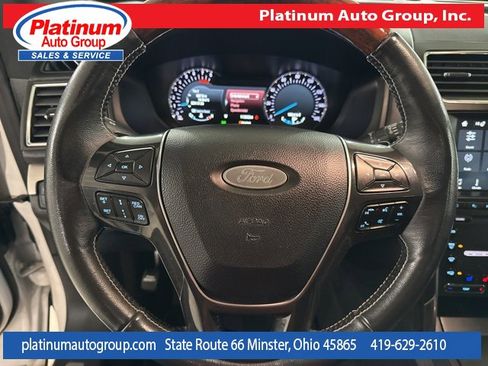 Used 2019 Ford Explorer Platinum image 15