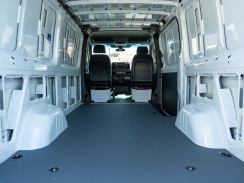 New 2026 Mercedes-Benz Sprinter 2500 image 10