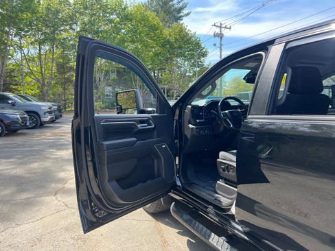 Used 2022 Chevrolet Silverado 1500 RST w/ Convenience Package II AWD/4WD image 15