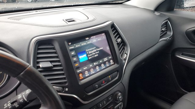 Certified 2021 Jeep Cherokee Latitude Lux w/ Comfort/Convenience Group AWD/4WD image 12