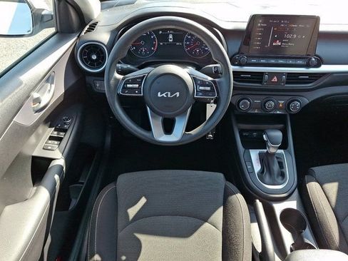 Used 2023 Kia Forte LXS FWD image 14