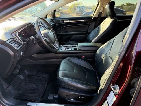 Used 2018 Ford Fusion Titanium image 18