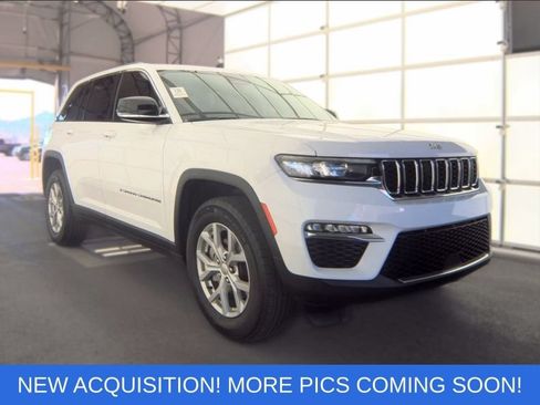 Used 2023 Jeep Grand Cherokee Limited RWD image 1
