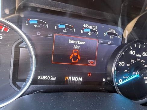 Used 2022 Ford F350 Lariat w/ Lariat Value Package AWD/4WD image 16