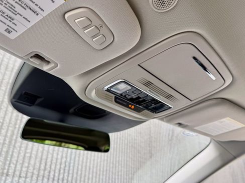 New 2026 Lincoln Aviator AWD image 37