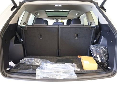 New 2026 Volkswagen Atlas SEL image 38