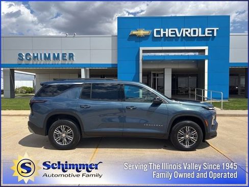 New 2026 Chevrolet Traverse LT w/ Driver Confidence Package AWD/4WD image 1
