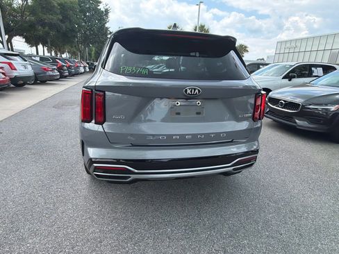 Used 2021 Kia Sorento SX AWD/4WD image 12