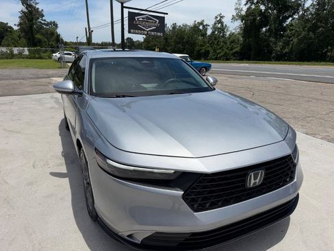 Used 2024 Honda Accord EX image 9