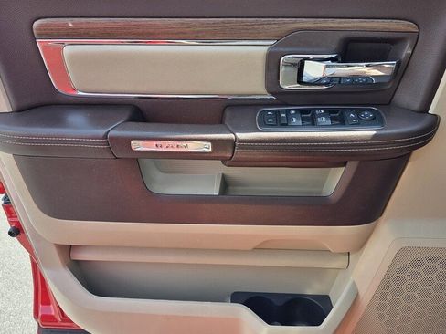 Used 2014 RAM 1500 Laramie w/ Convenience Group image 26