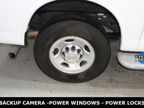 Used 2024 Chevrolet Express 2500 w/ Driver Convenience Package image 5