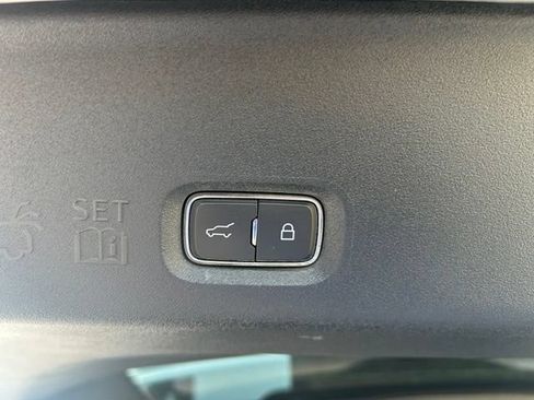 Used 2025 Ford Expedition Max Platinum w/ Driver's Package AWD/4WD image 14