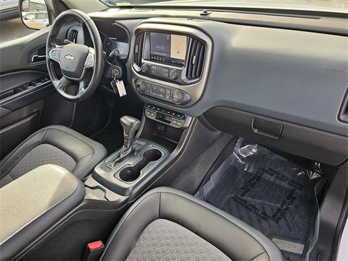 Used 2021 Chevrolet Colorado Z71 w/ Safety Package image 16