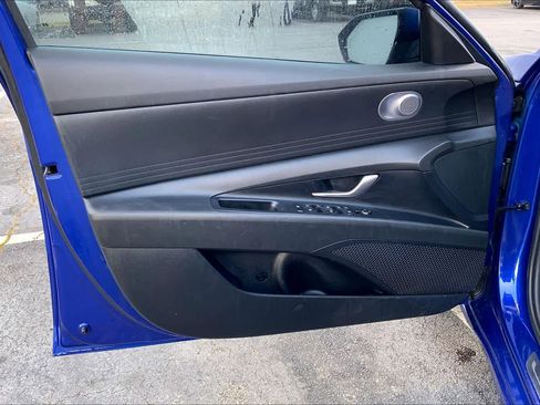 Used 2024 Hyundai Elantra SEL image 21
