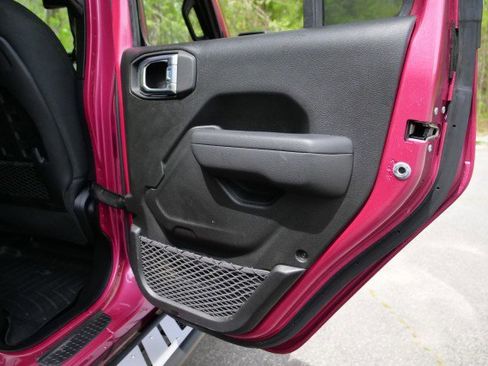 Used 2022 Jeep Wrangler Unlimited Rubicon 4xe w/ Cold Weather Group image 43