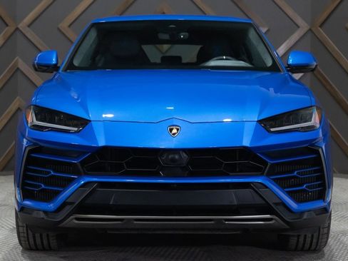 Used 2020 Lamborghini Urus image 25