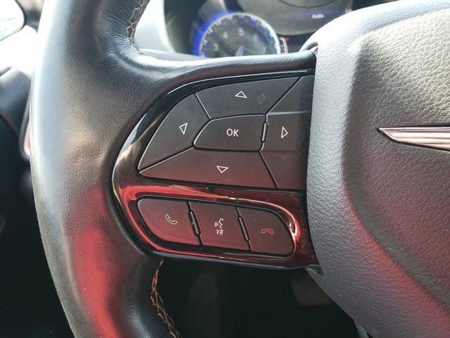 Used 2021 Chrysler Pacifica Touring-L w/ S Appearance Package FWD image 21