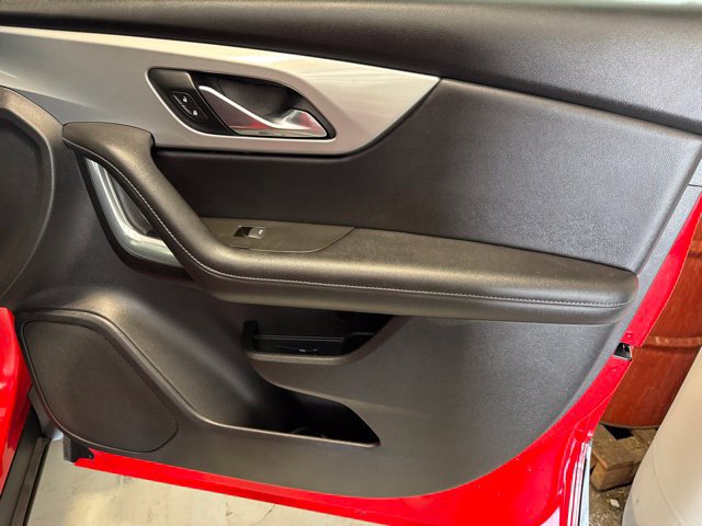 Used 2020 Chevrolet Blazer LT FWD image 31