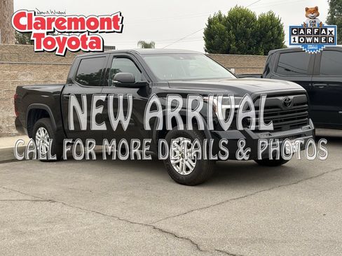 Used 2023 Toyota Tundra SR5 w/ SR5 Convenience Package AWD/4WD image 1