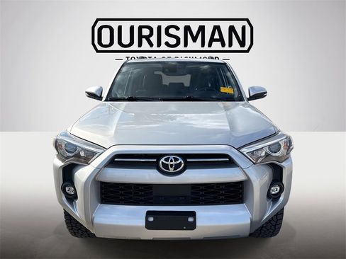 Certified 2022 Toyota 4Runner SR5 Premium image 2