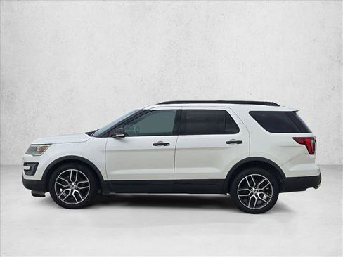Used 2016 Ford Explorer Sport w/ Equipment Group 401A AWD/4WD image 9