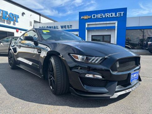 Used 2016 Ford Mustang Shelby GT350 w/ Technology Package RWD image 11