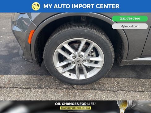 Used 2024 Dodge Durango GT image 9