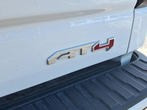 Used 2024 GMC Sierra 1500 AT4 w/ Technology Package AWD/4WD image 23