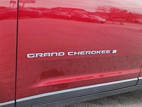 Used 2023 Jeep Grand Cherokee 4xe image 10