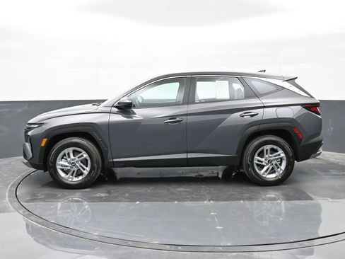 Certified 2026 Hyundai Tucson SE AWD/4WD image 9