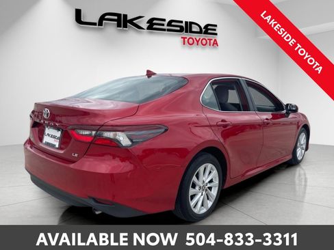 Used 2023 Toyota Camry LE image 6