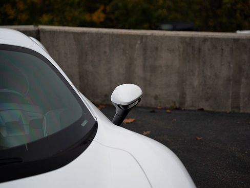 Used 2022 Ferrari SF90 Spider image 26