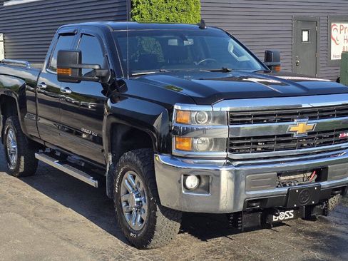 Used 2015 Chevrolet Silverado 2500 LT AWD/4WD image 8