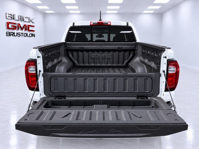 New 2026 GMC Canyon Denali AWD/4WD image 10
