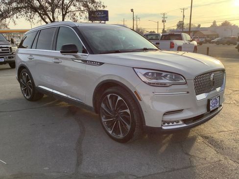 Used 2023 Lincoln Aviator Reserve w/ Equipment Group 201A image 7