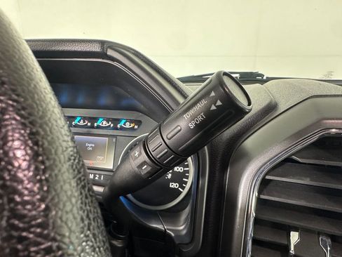 Used 2016 Ford F150 XLT w/ Equipment Group 302A Luxury AWD/4WD image 19